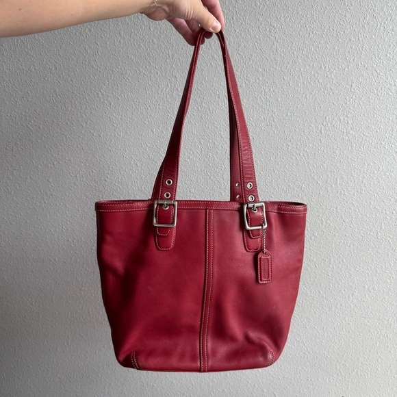 Vintage Coach Hampton Shoulder Bag 9572 Burgundy Red Gorgeous Leather ♥️ - Picture 1 of 11
